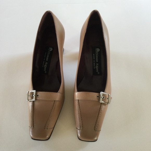 Etienne Aigner NWT Leather Made in Spain Kendall Tan Heeled Pump Shoes 6M - Picture 3 of 8